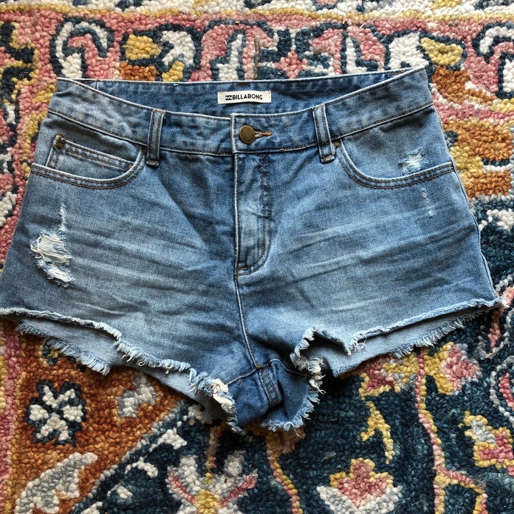 Billabong high waisted shorts